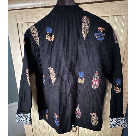 Metropolitan Museum of Art Black Floral Quilted Art To Wear Light Jacket - Small - Picture 3 of 6